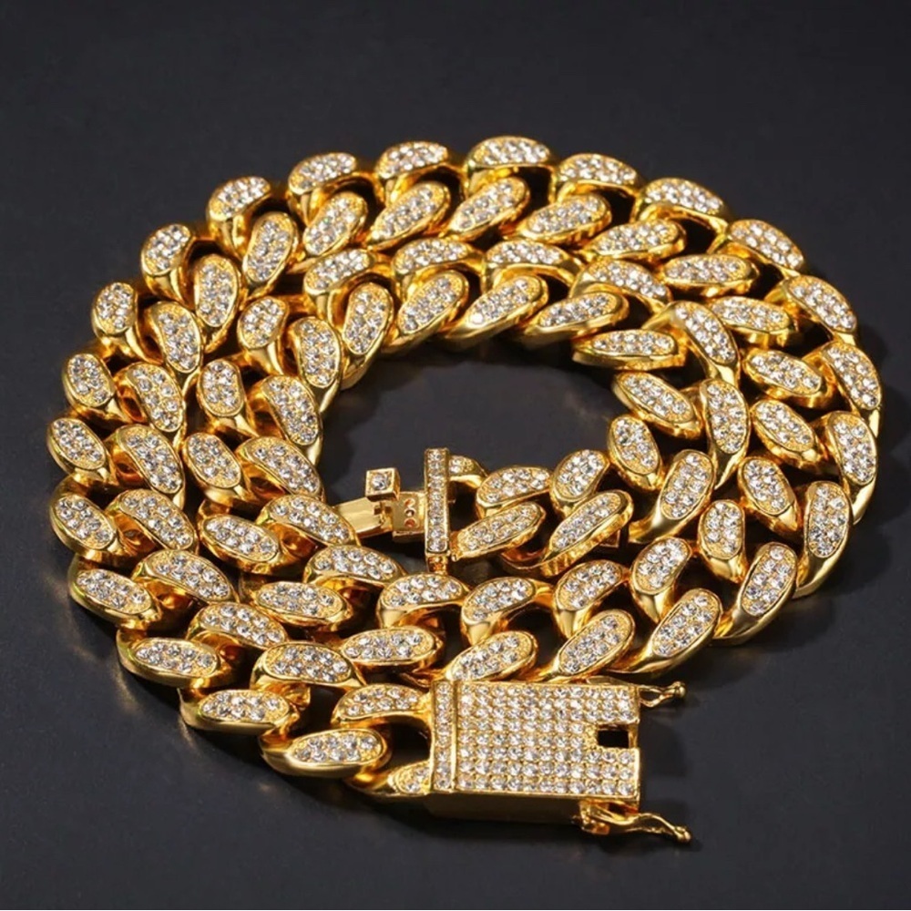 Gold Cuban link chain 20mm 16inch - Picture 2 of 4